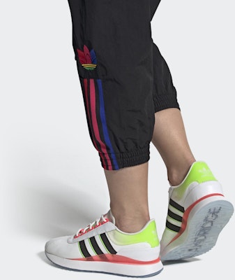(W) 阿迪达斯 SL Andridge ‘信号粉’ FY6964 Sizing (W) 阿迪达斯 SL Andridge ‘信号粉’ FY6964