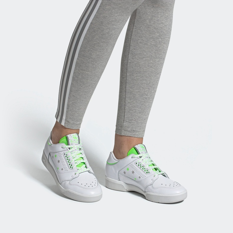 Sizing (W) adidas Slamcourt 'Bintang' EF2087