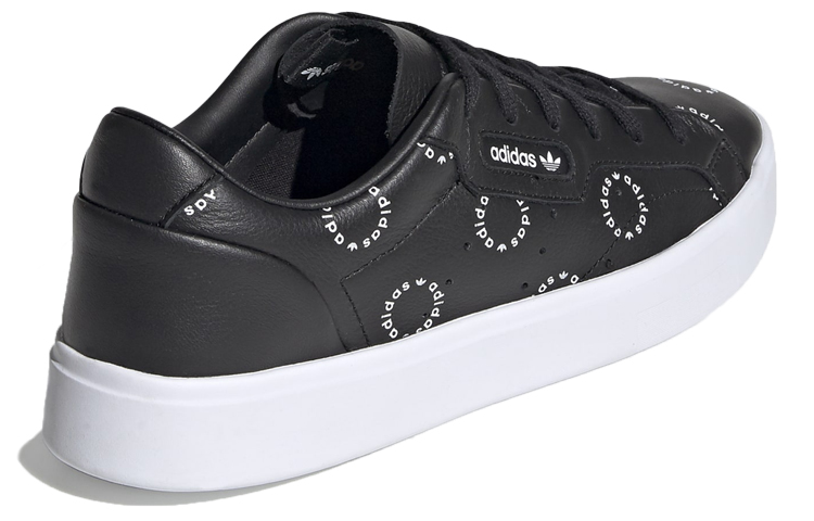 Shop (W) アディダス スリーク モノグラムロゴ (Adidas Sleek モノグラムロゴ) FW2066