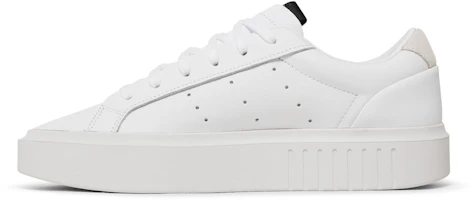 Shop adidas originals Sleek Super 抗磨損輕便 低筒 運動鞋 女款 白色