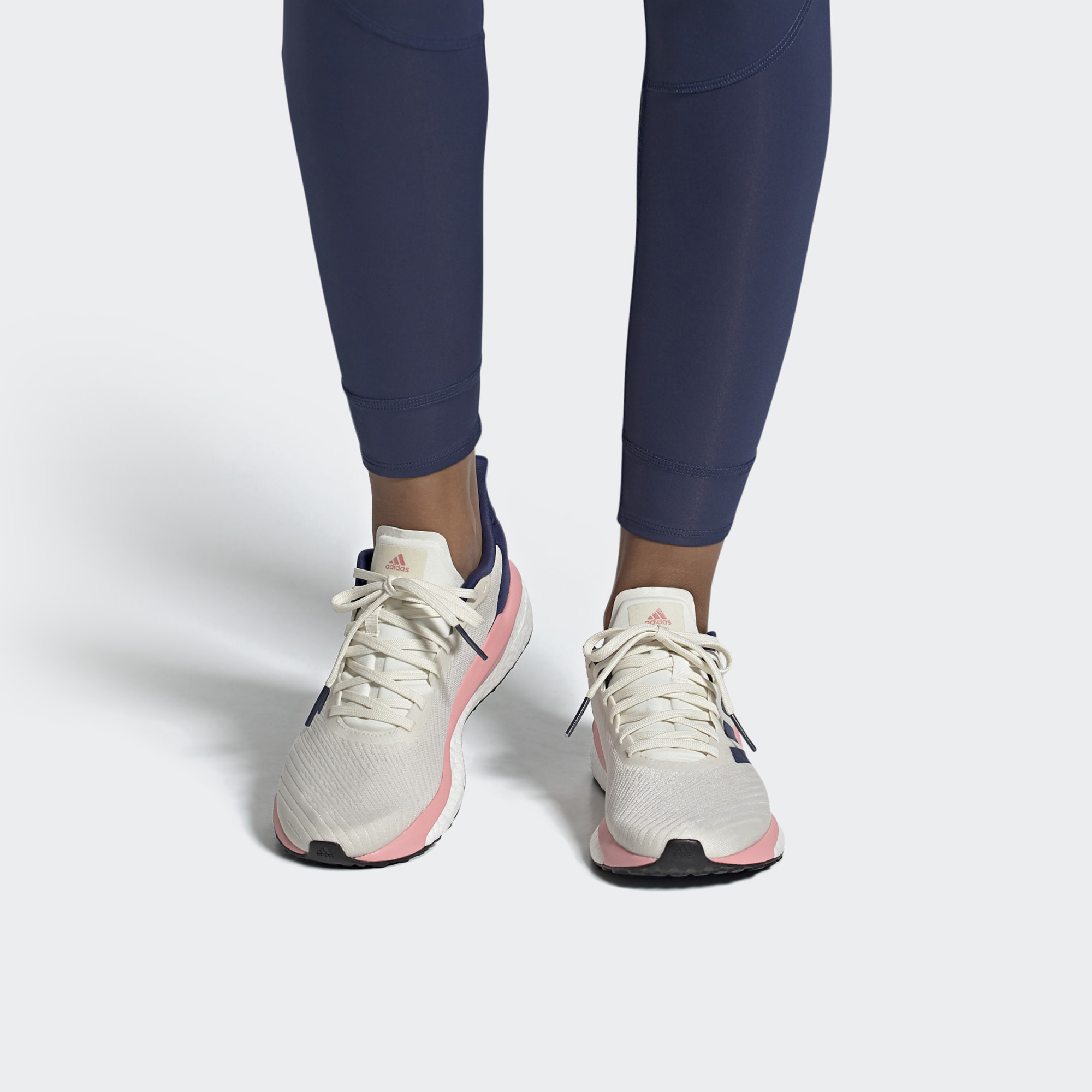 Sizing (W) adidas Solardrive 19 ''Wit Roze Blauw'' EE4267
