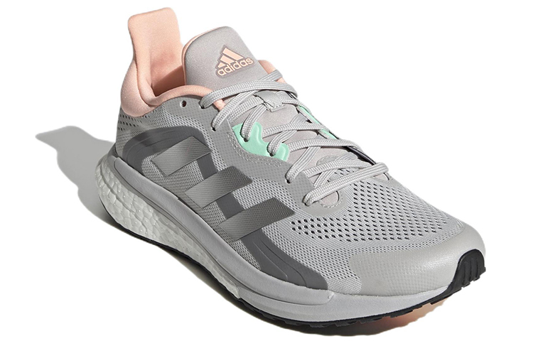 Lookbook (W) adidas SolarGlide 4 ST ''Grijs Zilver Metallic'' GX3059