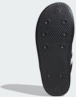 (W) 아디다스 SST 홈 '코어 블랙' IH5502 Lookbook (W) 아디다스 SST 홈 '코어 블랙' IH5502