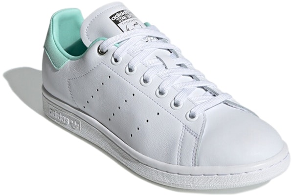 (W) adidas Stan Smith 'Putih Awan' G27908 Lookbook (W) adidas Stan Smith 'Putih Awan' G27908