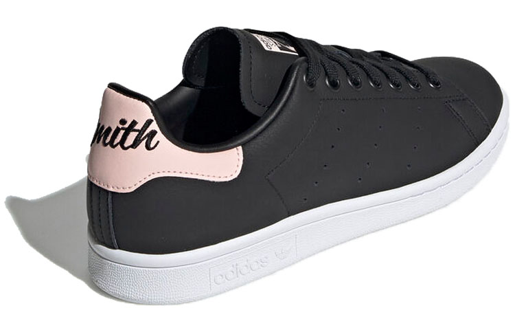 Lookbook (W) 阿迪达斯斯坦·史密斯‘冰粉’ EE5866