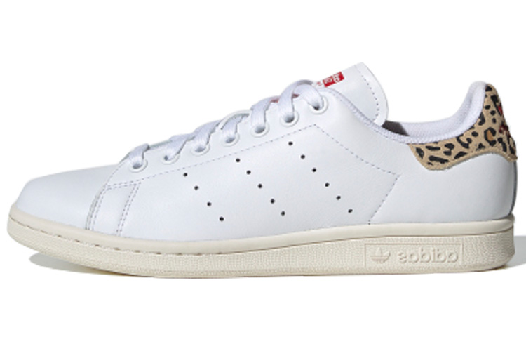 Buy （女性）adidas 史密斯豹紋款 FV8080