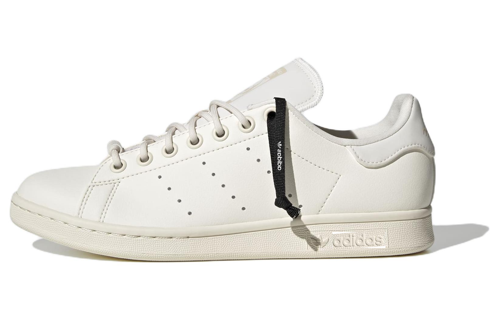 Buy (W) スタンスミス "テクニカルレーシング オフホワイト" GY9394