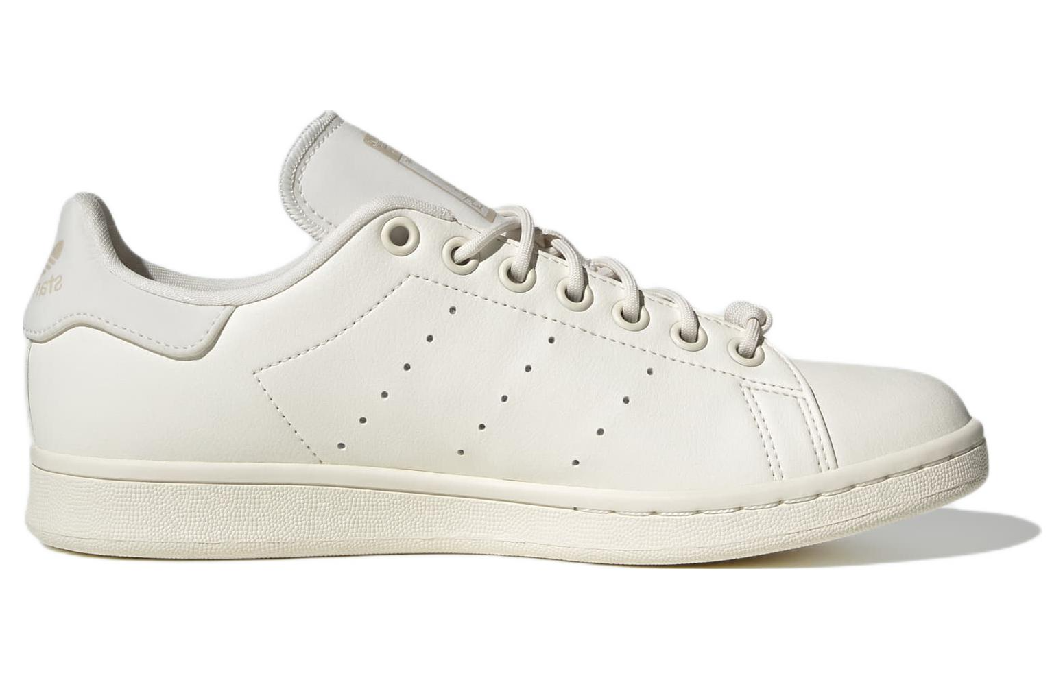 Order (W) スタンスミス "テクニカルレーシング オフホワイト" GY9394