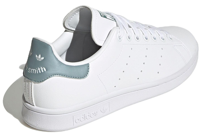 Shop （女款）adidas Stan Smith '白色魔法灰' GX4624