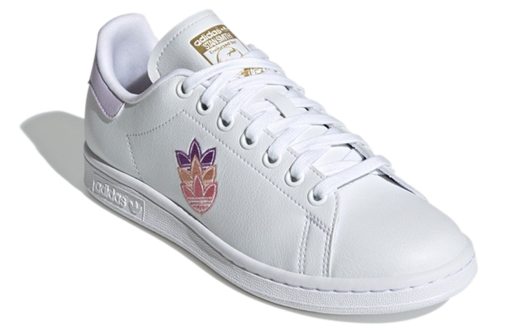 Lookbook (W) adidas Stan Smith 'Putih Multi Logo' GZ8142