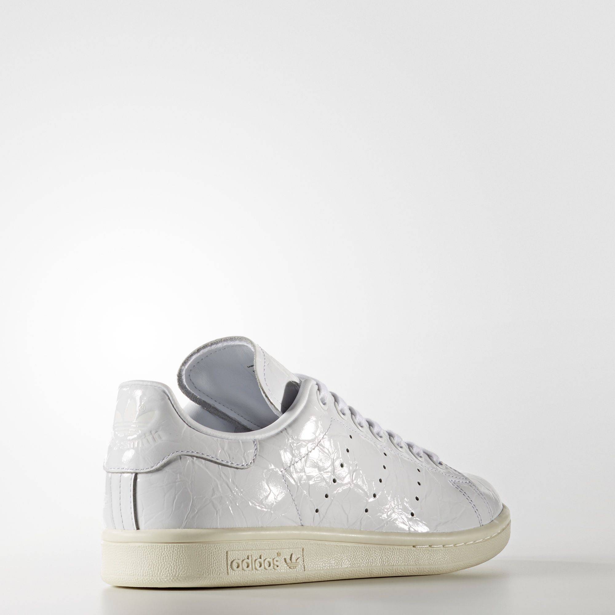 Lookbook (W) スタンスミス "ホワイトオフホワイト" BB5162