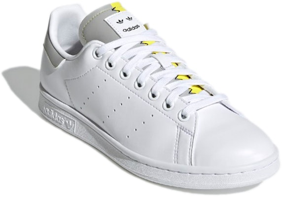 (W) adidas Stan Smith 'Putih Perak' GY1344 Lookbook (W) adidas Stan Smith 'Putih Perak' GY1344