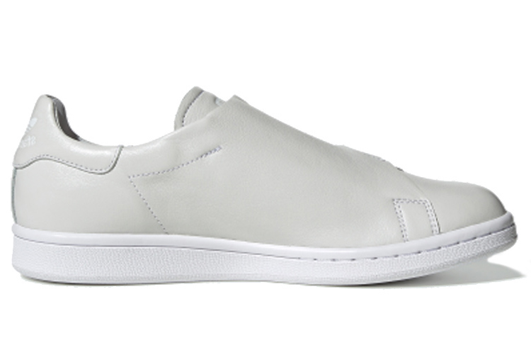 Lookbook (W) adidas Stan Smith Buckle ''Cloud White'' Sneakers EE4881