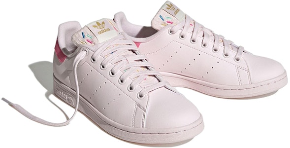 adidas originals 史密斯經典環保款 防滑耐磨 低筒 板鞋 女款 粉色 Lookbook adidas originals 史密斯經典環保款 防滑耐磨 低筒 板鞋 女款 粉色