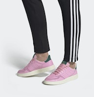 adidas originals Supercourt 女款 粉綠 Sizing adidas originals Supercourt 女款 粉綠