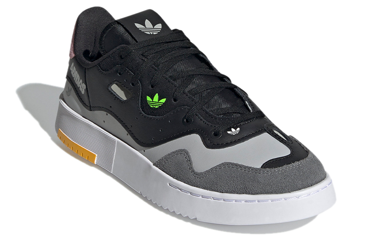 Lookbook (W) adidas Supercourt XX ''Zwart True Pink'' FX5763