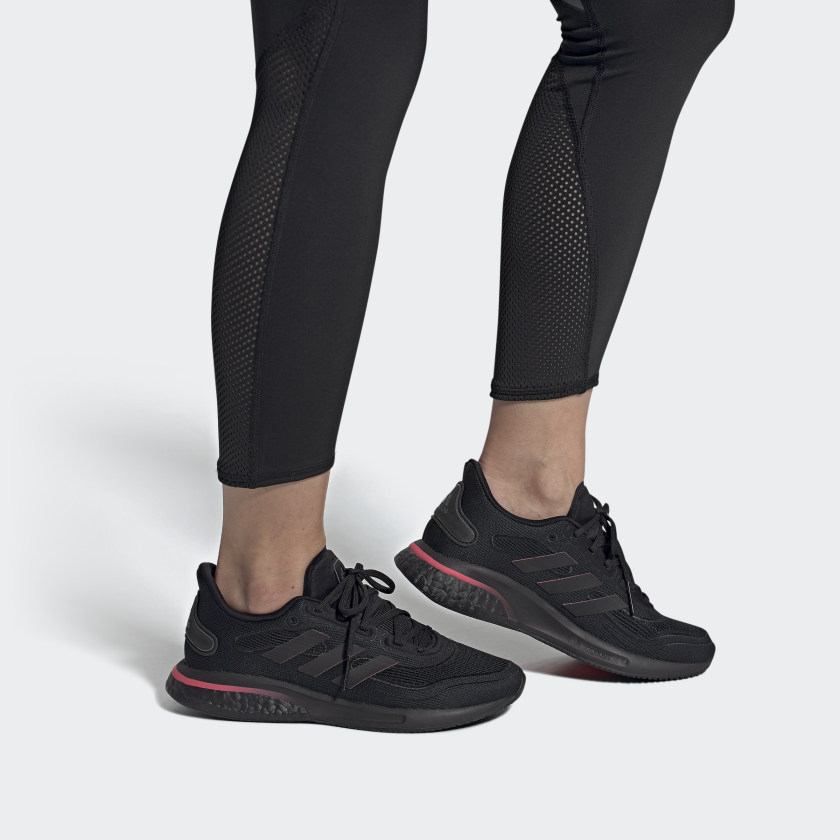 Sizing (W) adidas Supernova ''Schwarz Signal Pink'' FW8822