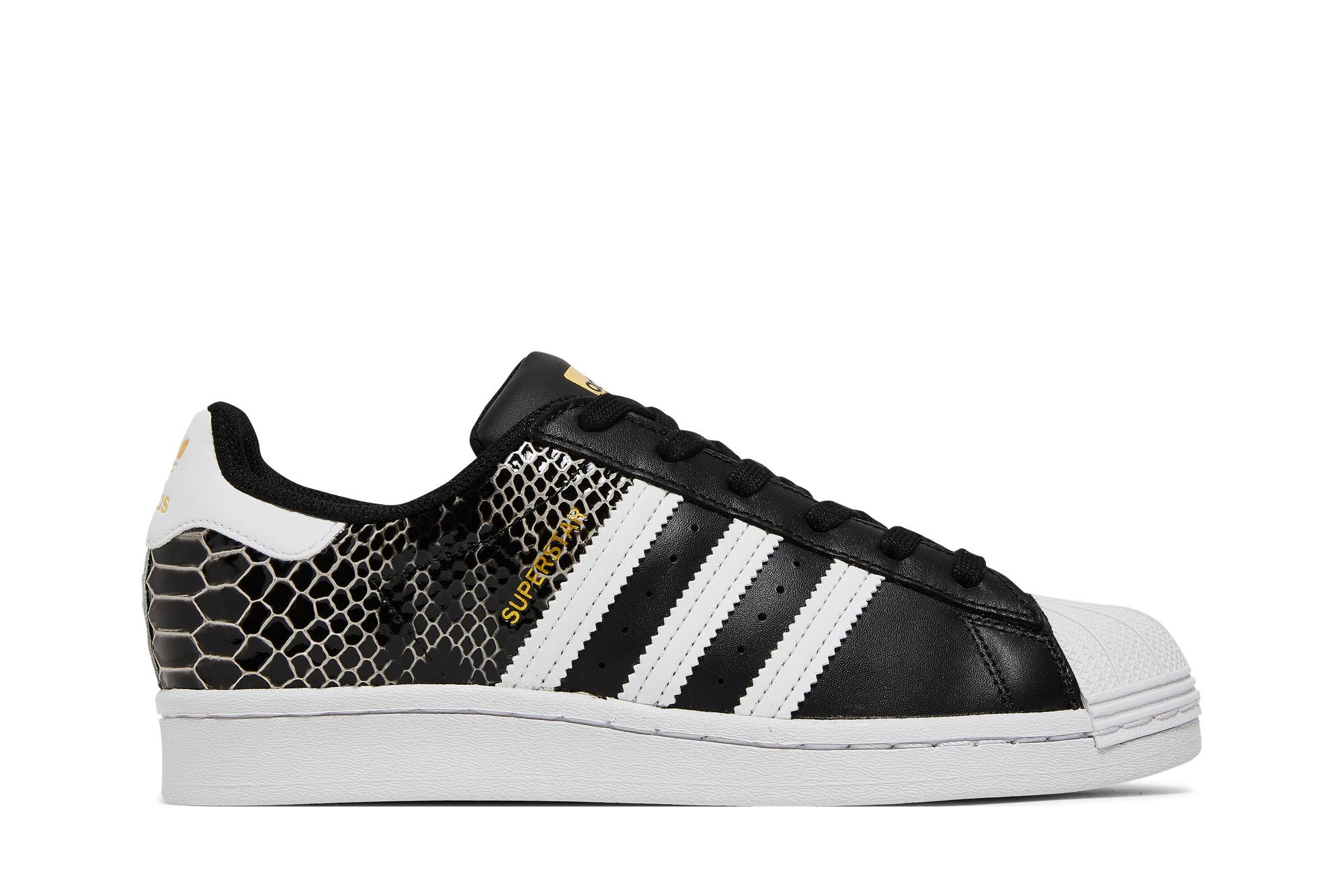 Buy (W) 阿迪达斯 Superstar '黑色蛇皮' 运动鞋 FV3327