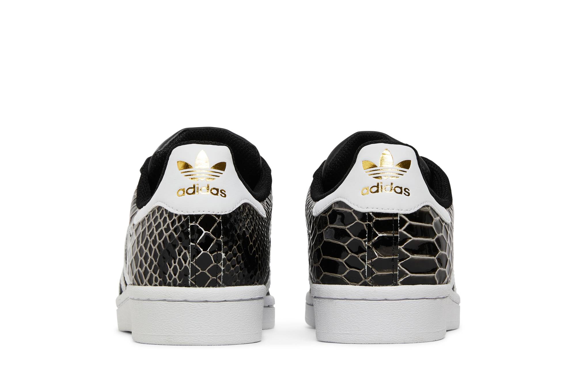 Details for (W) 阿迪达斯 Superstar '黑色蛇皮' 运动鞋 FV3327