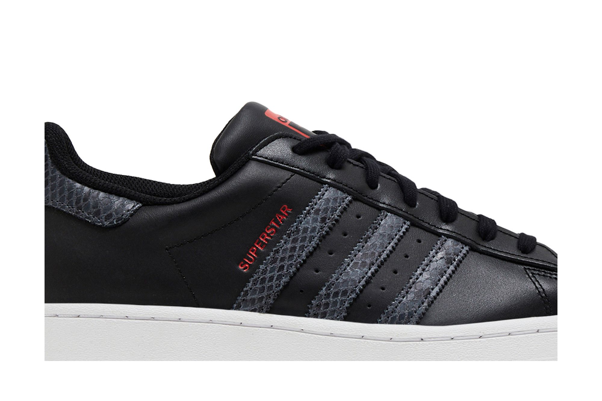 Order (W) adidas Superstar 'Hitam Putih Kulit Ular' HQ1917