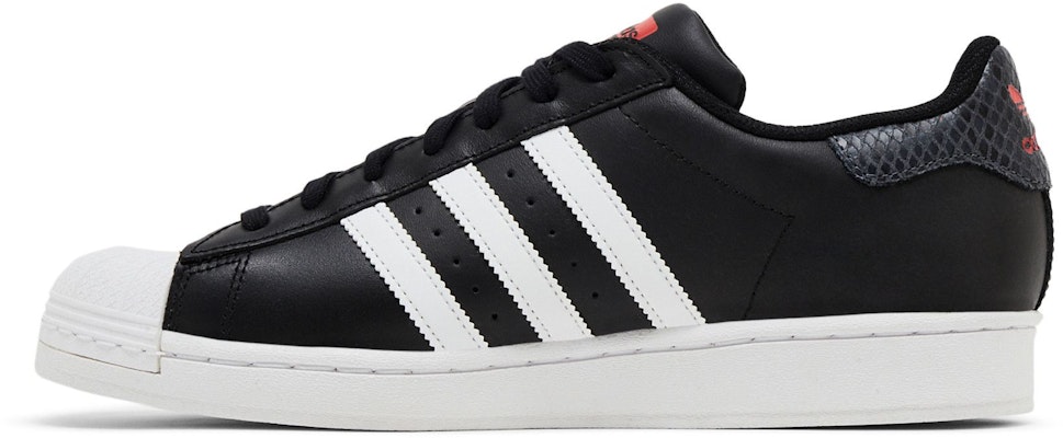 (W) adidas Superstar 'Hitam Putih Kulit Ular' HQ1917 Lookbook (W) adidas Superstar 'Hitam Putih Kulit Ular' HQ1917