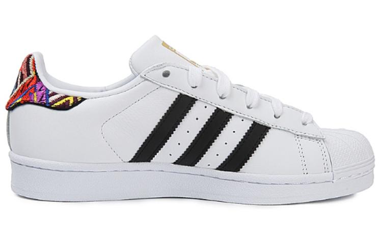 Order (W) adidas Superstar 'Bordado' AC8576