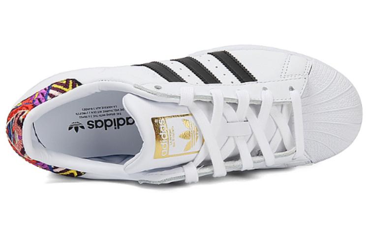 Lookbook (W) adidas Superstar 'Bordado' AC8576