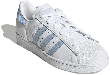(W) adidas Superstar 'Ikatan Tali - Putih Langit Cerah' GZ3445 Lookbook (W) adidas Superstar 'Ikatan Tali - Putih Langit Cerah' GZ3445