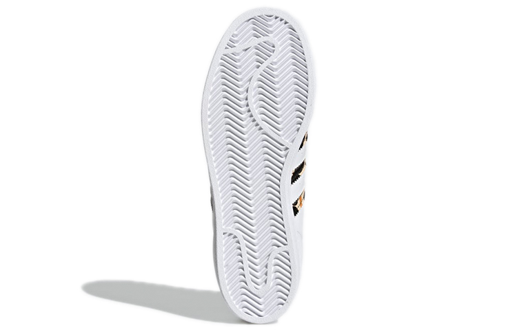 Details for (W) adidas Superstar 'Marimekko' Sepatu Wanita H04076