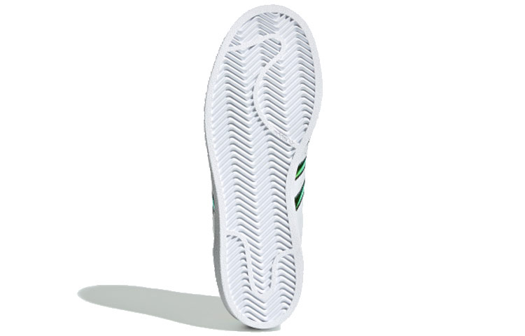 Purchase adidas originals Superstar 防滑輕便耐磨 低筒 板鞋 女款 金屬