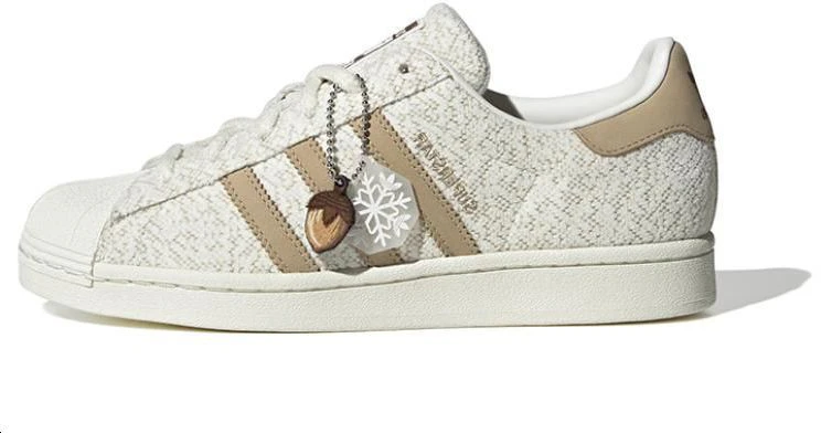 women-adidas-superstar-snowflakes-and-acorns-if-3883