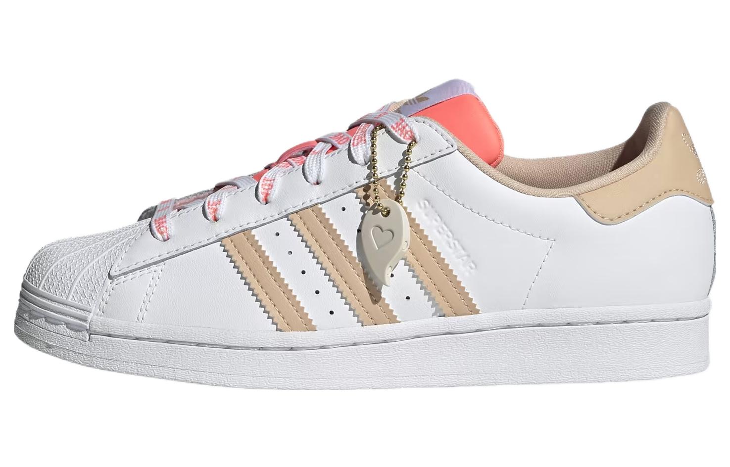 (Women) adidas Superstar 'Valentine' 2022 GW0570