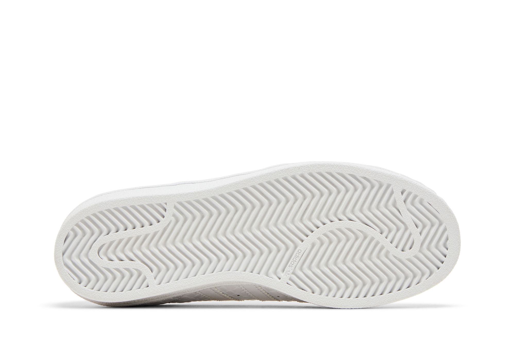 Shop adidas originals Superstar 舒適 輕便 低筒 板鞋 女款 白色