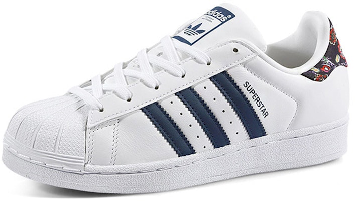 (W) adidas Superstar 'Putih' S80481 Lookbook (W) adidas Superstar 'Putih' S80481
