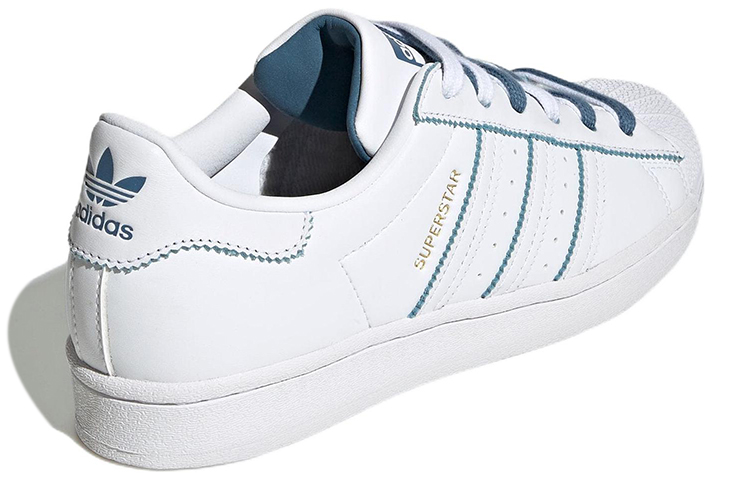 Shop (W) 아디다스 슈퍼스타 '화이트 알터드 블루' GX2012