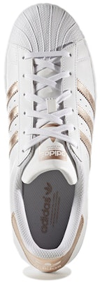 (W) adidas Superstar 'Putih Emas' BA8169 Lookbook (W) adidas Superstar 'Putih Emas' BA8169