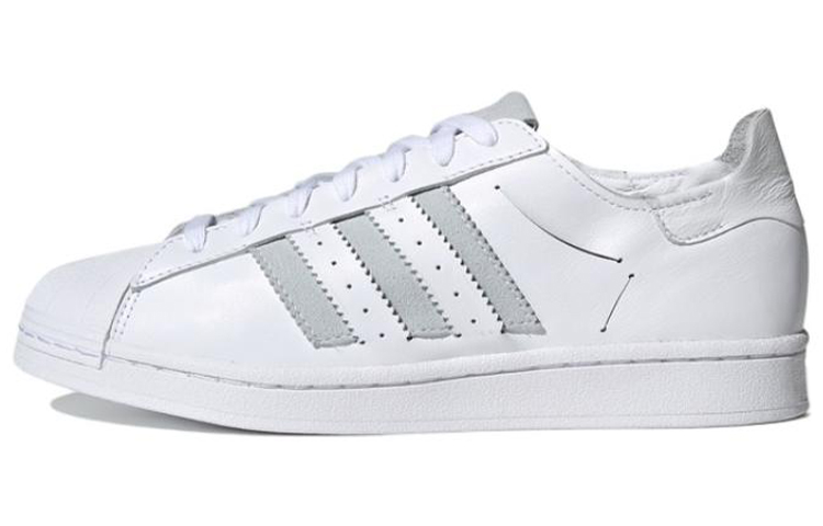 Buy (W) adidas Superstar 'Putih Abu-abu' D97998