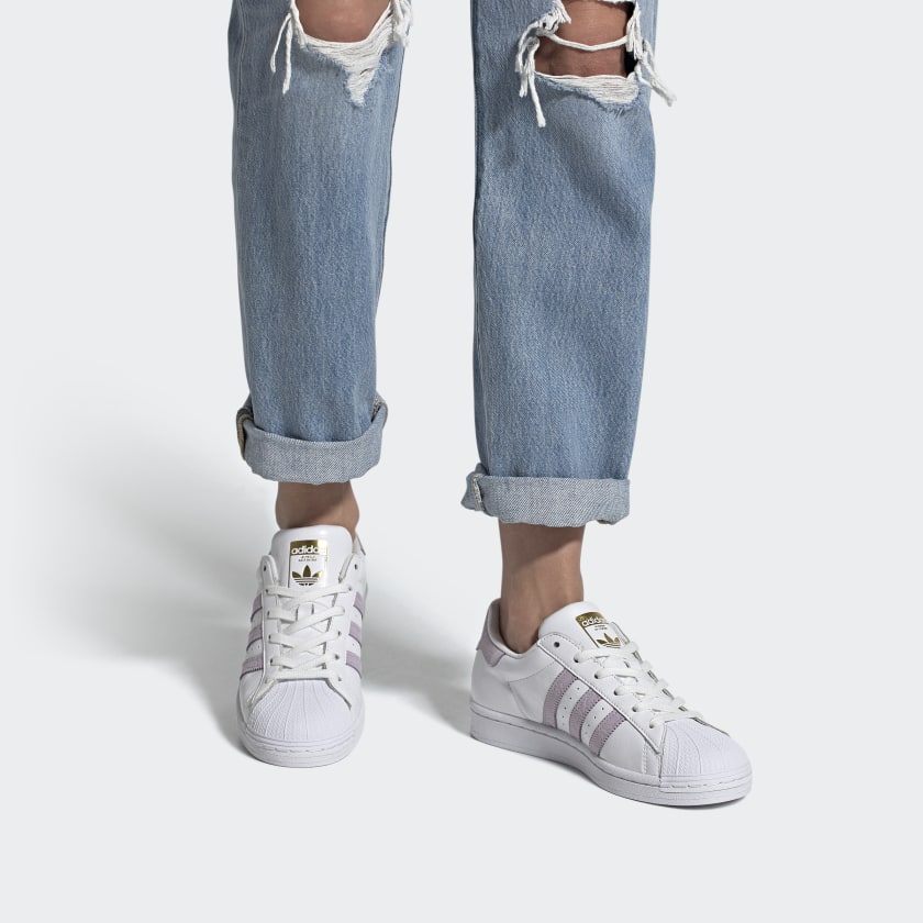 Sizing (W) アディダス スーパースター "白蘭の花" (Adidas Sūpāsutā "Hakuran no Hana") FW3567