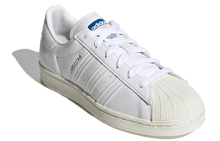 Shop (W) アディダス スーパースター "レインボーロゴ" GZ7537