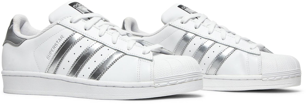 Aq3091 best sale adidas superstar