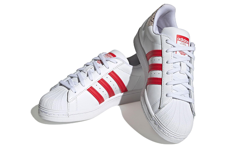 Lookbook (W) adidas Superstar 'Putih Kulit Ular' HQ1918