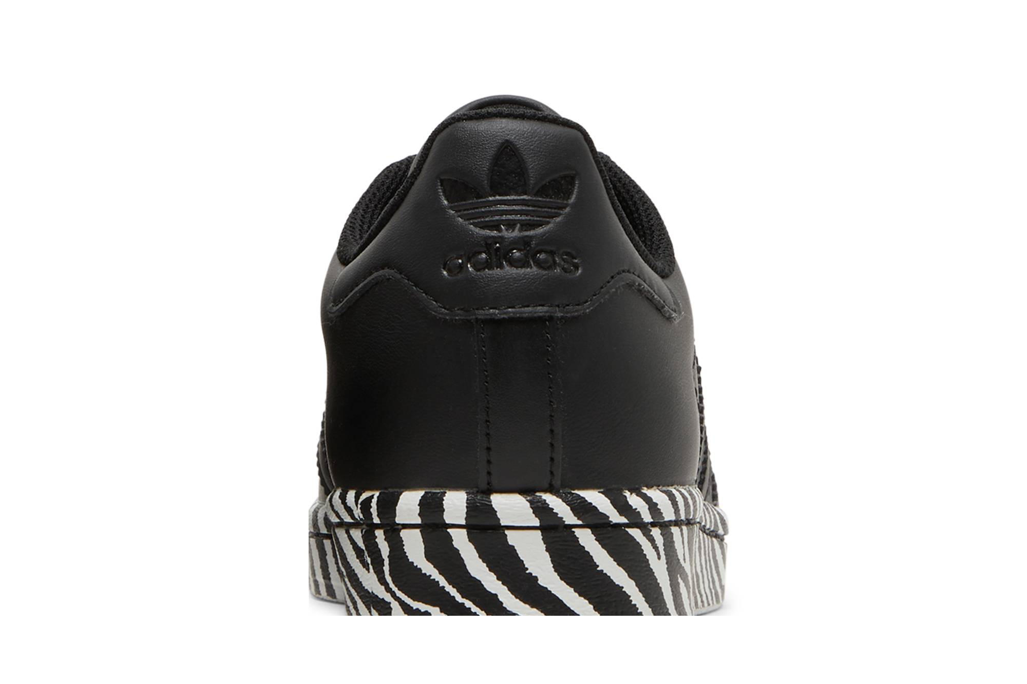 Sizing (W) adidas Superstar 'Estampado Cebra' FV3448