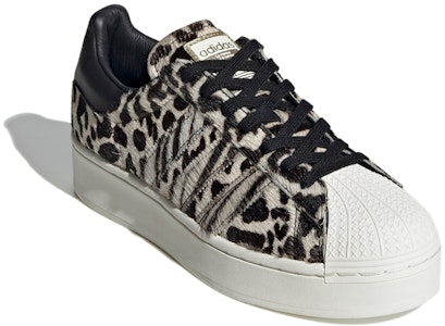 (W) 阿迪达斯 Superstar Bold '毛绒动物印花' FV3463 Lookbook (W) 阿迪达斯 Superstar Bold '毛绒动物印花' FV3463