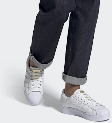 (Women) adidas Superstar Bold White Gold FW4520 Sizing (Women) adidas Superstar Bold White Gold FW4520