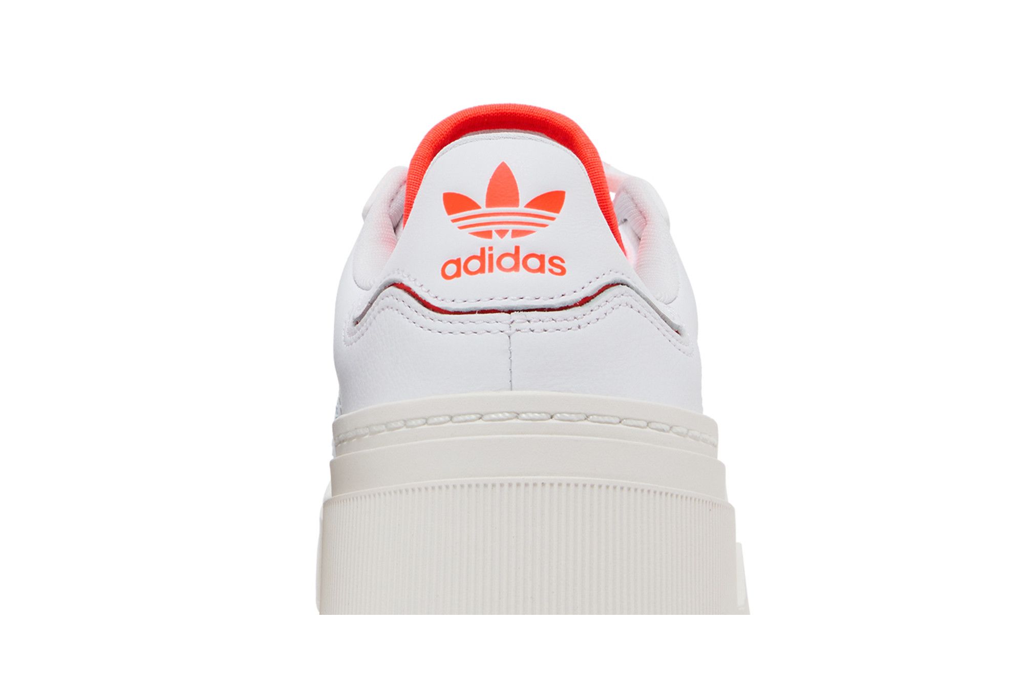 Sizing (W) adidas Superstar Bonega 2B ''Wit Solar Rood'' IG2395