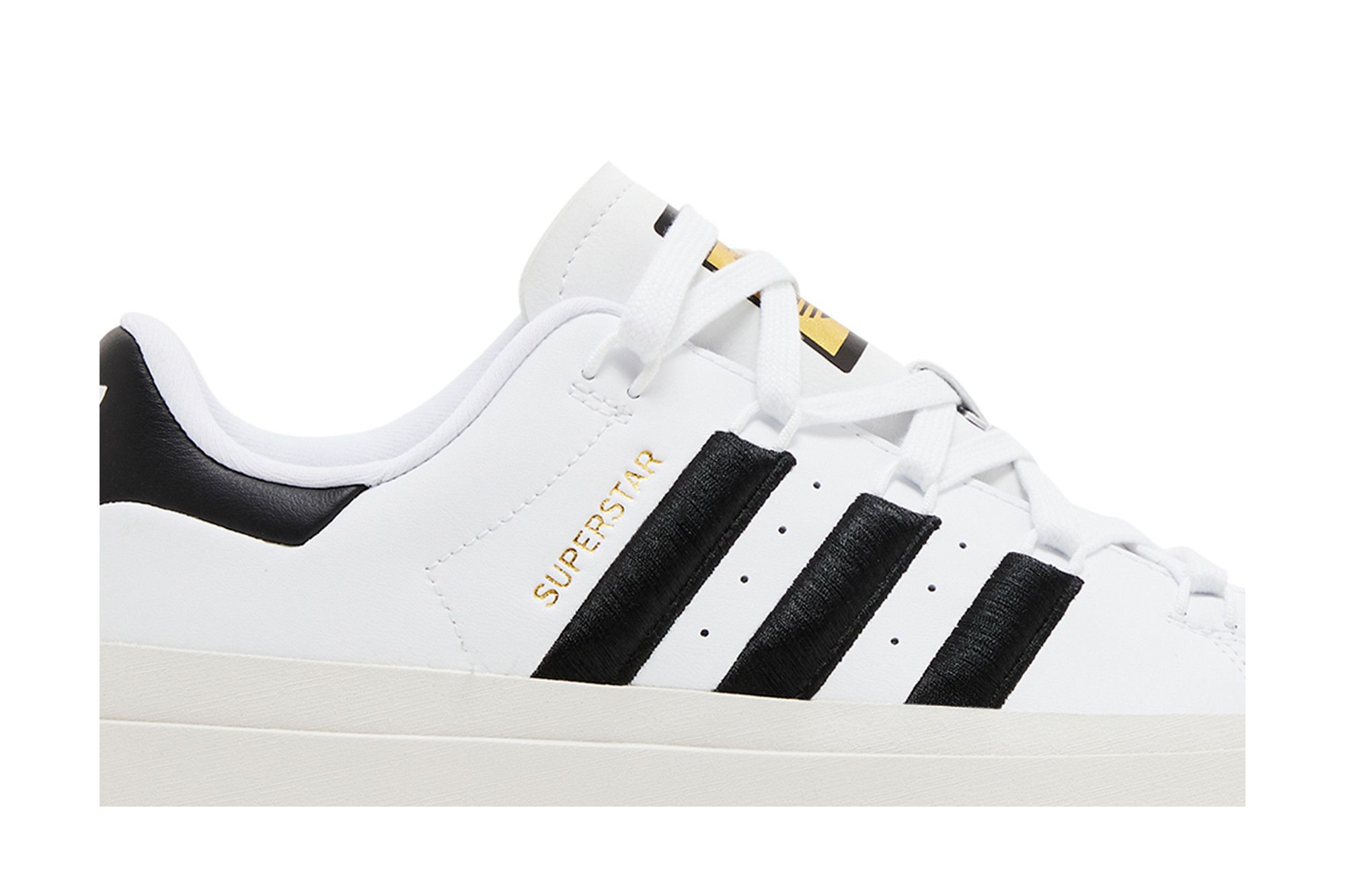 Lookbook (W) adidas Superstar Bonega 'Putih Hitam Emas Metalik' GX1840