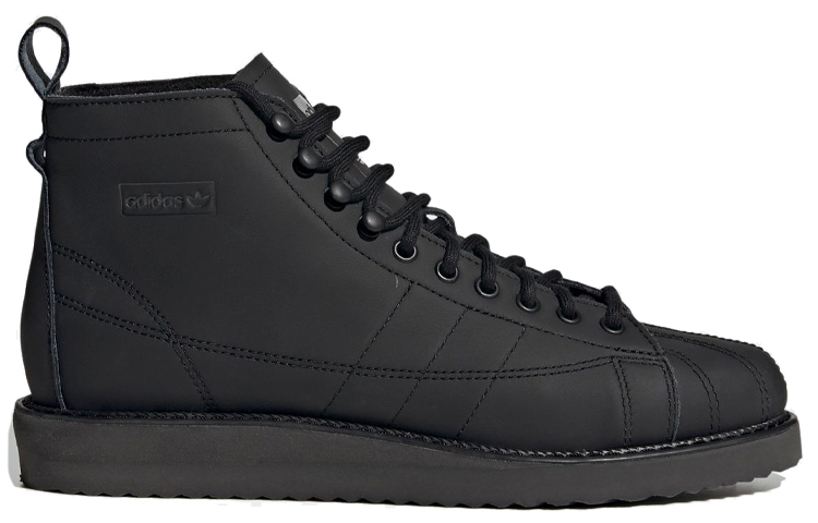 Shop (W) 阿迪达斯 Superstar Boot Winterized 核心黑色靴子 FZ3835
