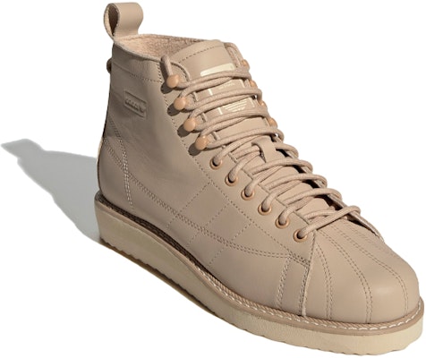 (W) adidas Superstar Boot Edisi Musim Dingin Warna Nude Muda FZ3837 Lookbook (W) adidas Superstar Boot Edisi Musim Dingin Warna Nude Muda FZ3837