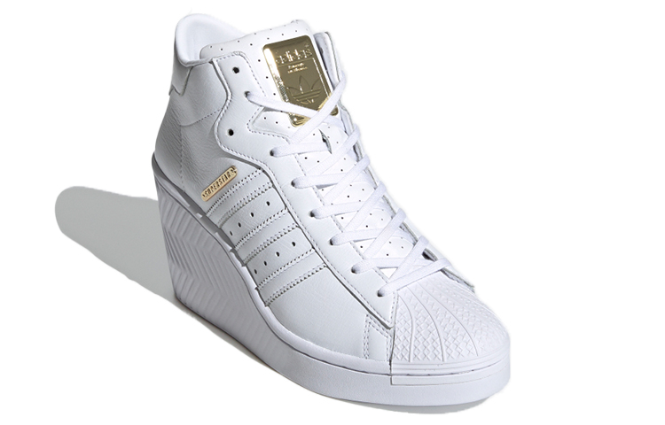 Shop (W) adidas Superstar Ellure ''Bianco Oro Metallizzato'' FW3198