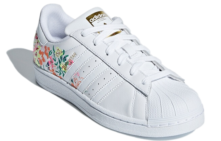 Lookbook (W) adidas Superstar Emas Metallic Motif Bunga DB3495